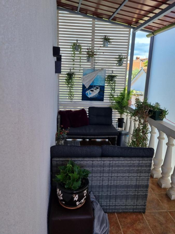 Apartment Zara Funtana Phòng bức ảnh